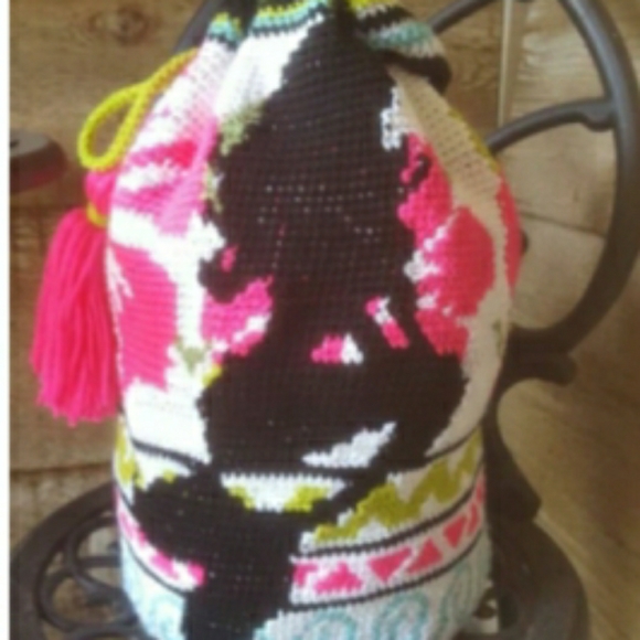 NWT FESTIVAL STYLE MERMAID BAG!! CROCHET - Picture 2 of 3